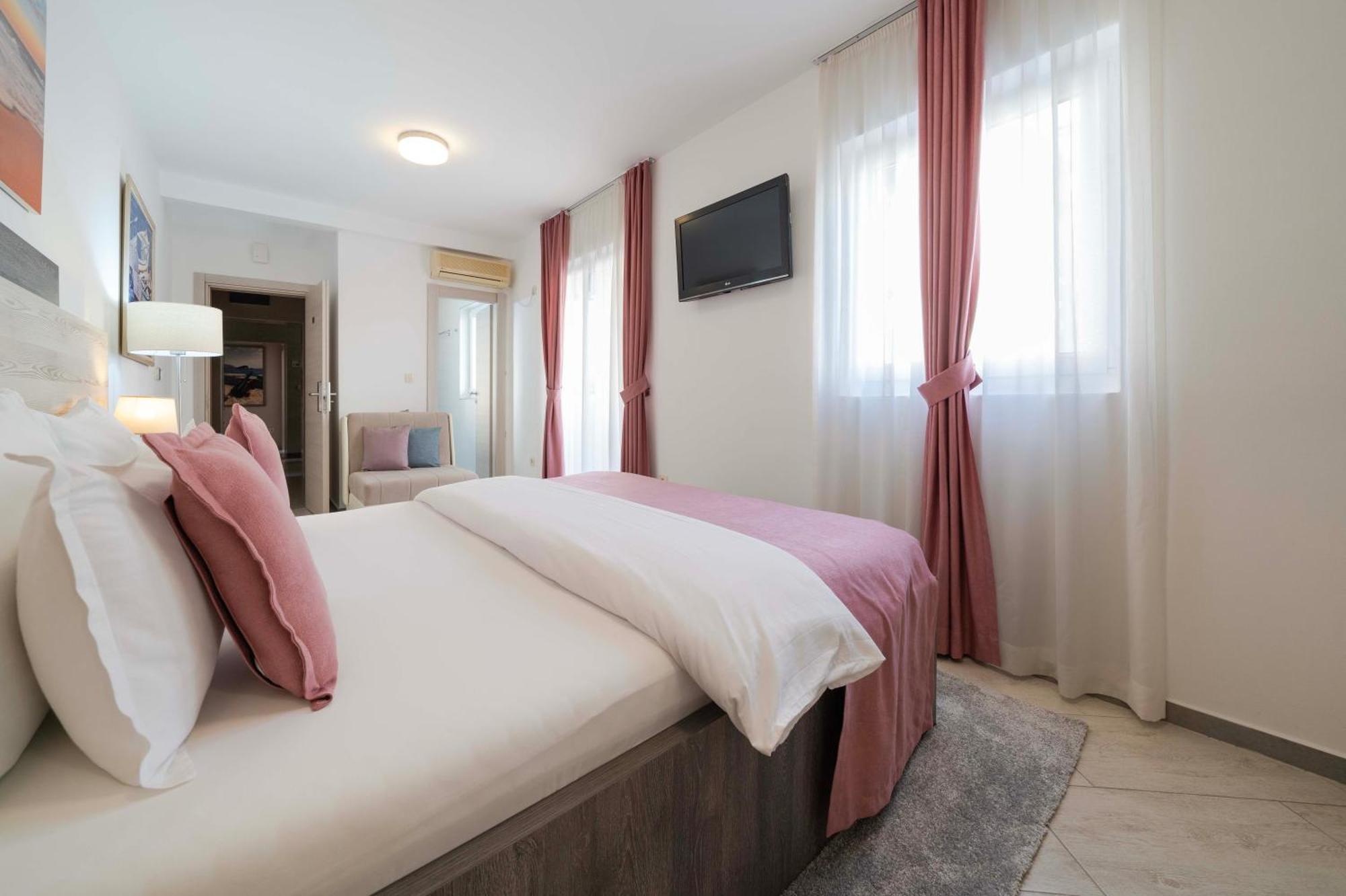 Boutique Hotel Momentum By Aycon Budva Rom bilde